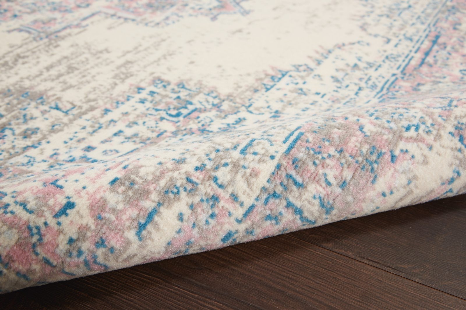 6′ X 9′ Ivory Pink And Blue Medallion Area Rug