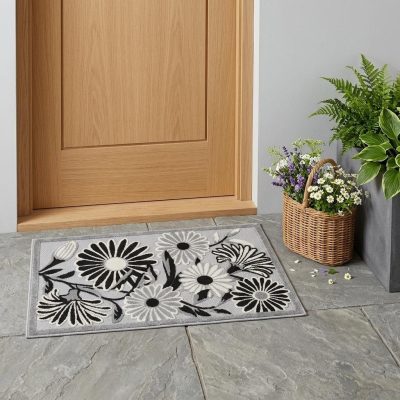 3′ X 4′ Black and White Floral Area Rug