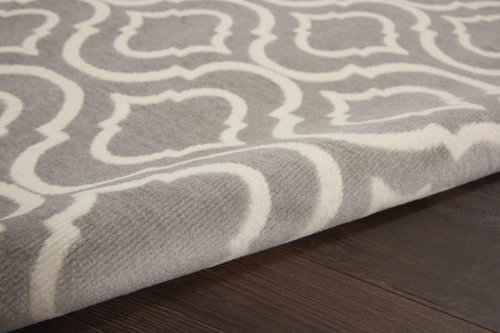 4′ X 6′ Gray Moroccan Power Loom Area Rug