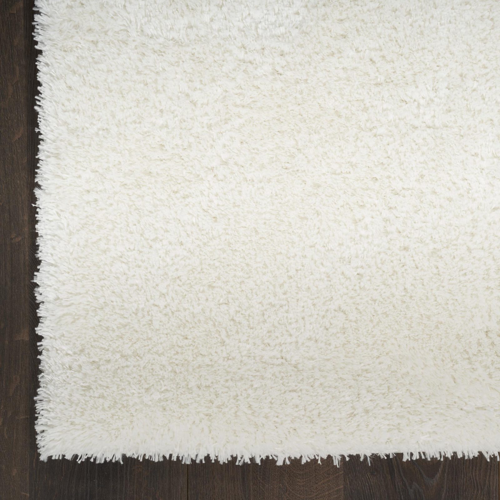 8′ X 10′ Ivory Shag Area Rug II
