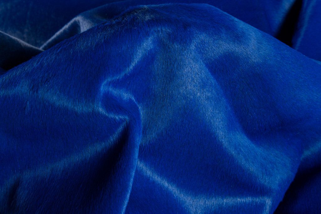 6′ X 7′ Cobalt Cowhide Hand Knotted Area Rug