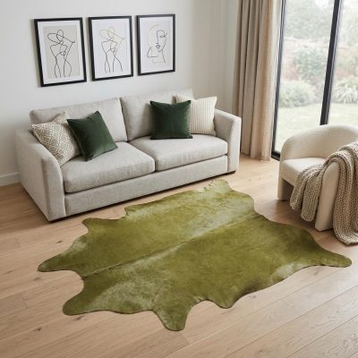 6′ X 7′ Lime Green Cowhide Hand Knotted Area Rug