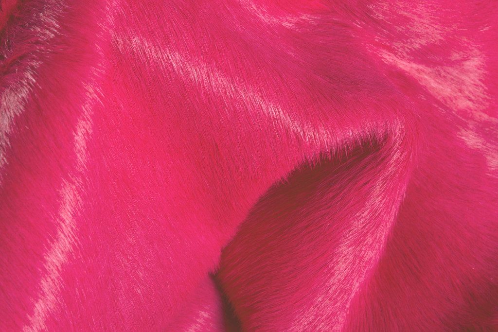 5′ X 7′ Pink Cowhide Hand Knotted Area Rug