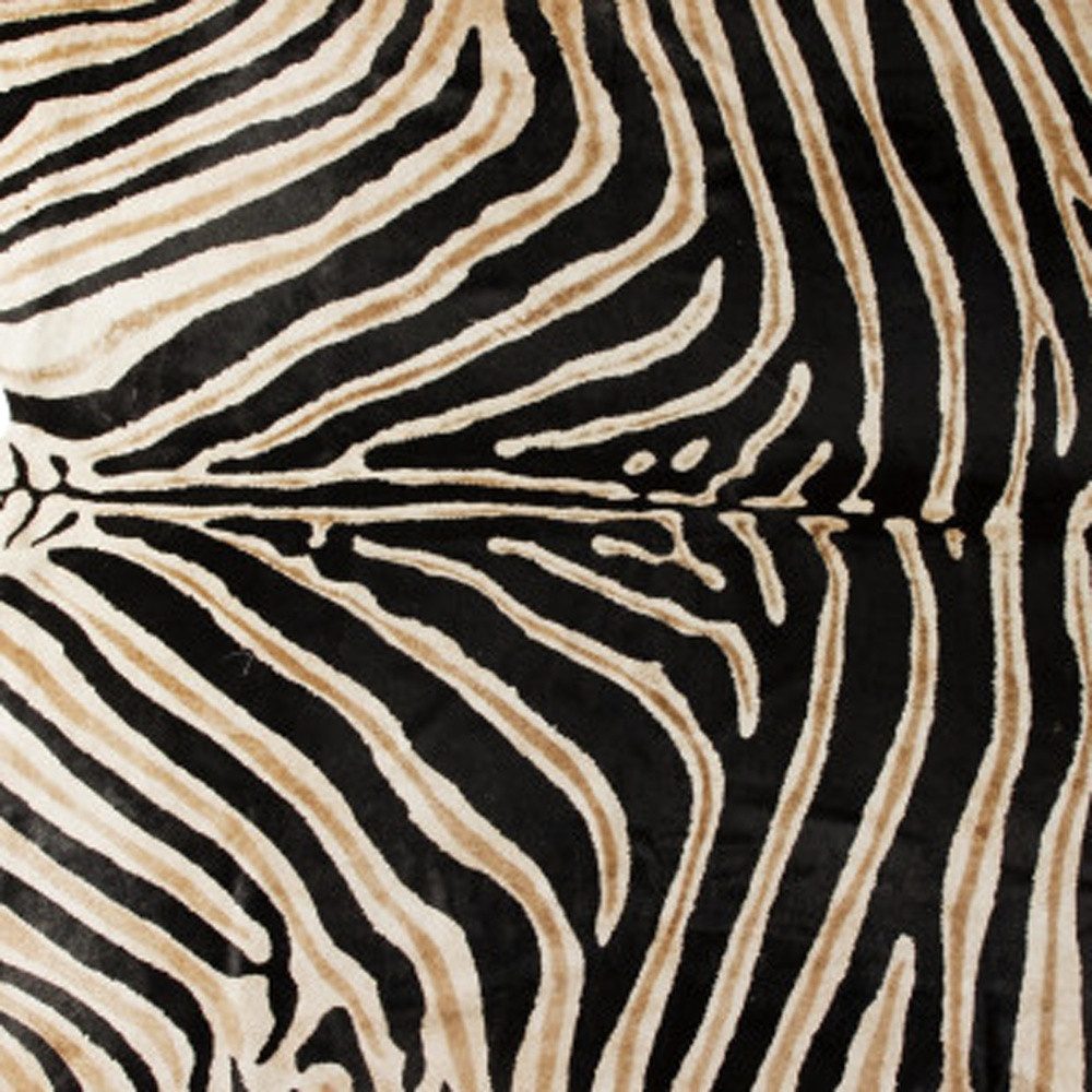 6′ X 7′ Brown and Black Cowhide Area Rug
