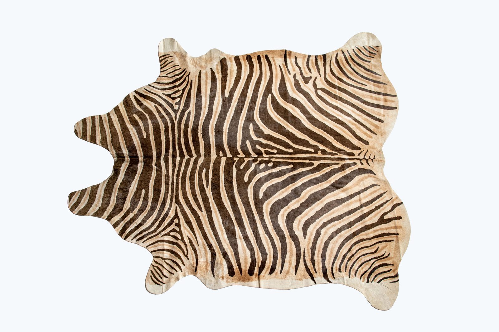 5′ X 7′ Beige and Brown Cowhide Area Rug