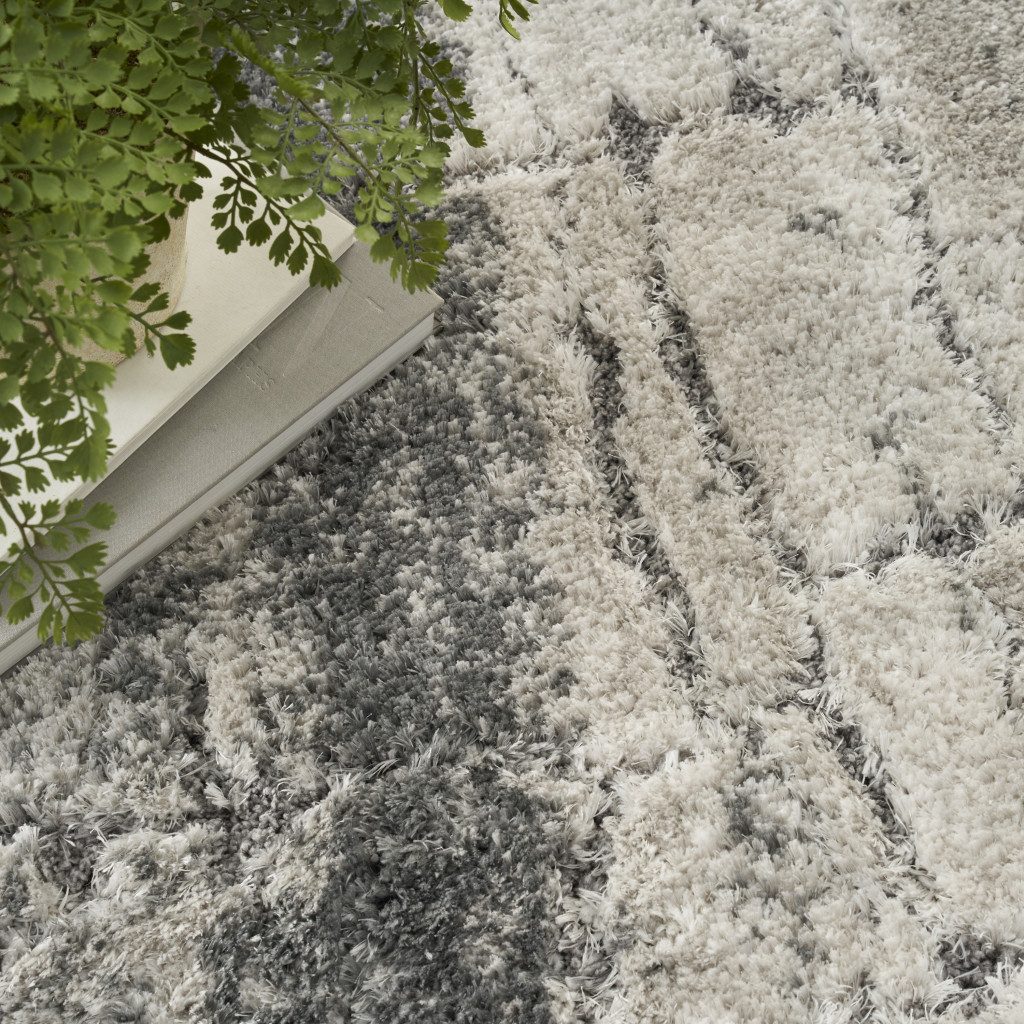 5′ X 7′ Charcoal and Ivory Abstract Shag Area Rug