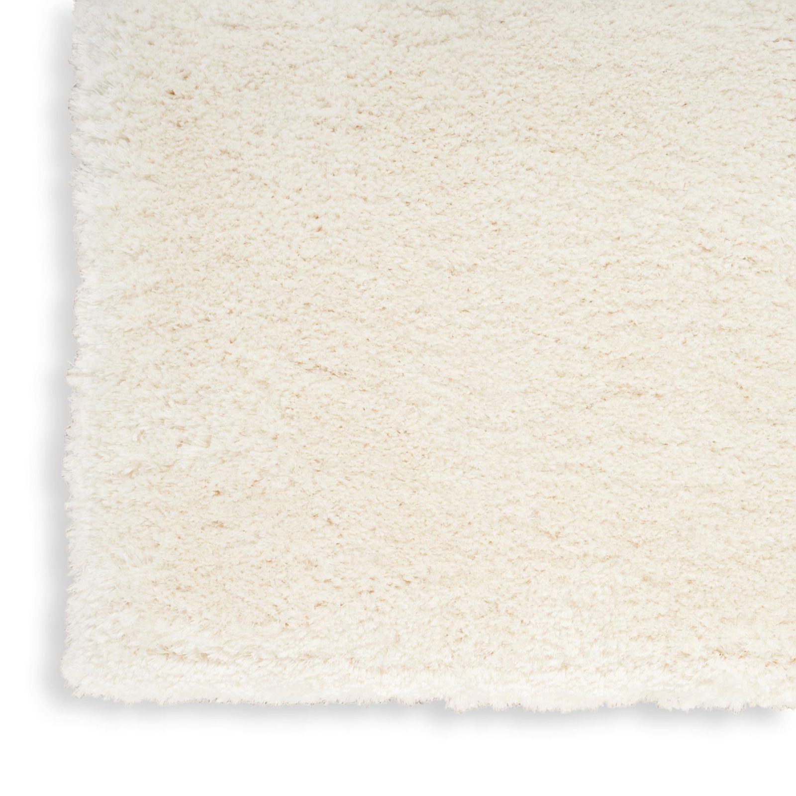 7′ X 9′ Ivory Shag Area Rug