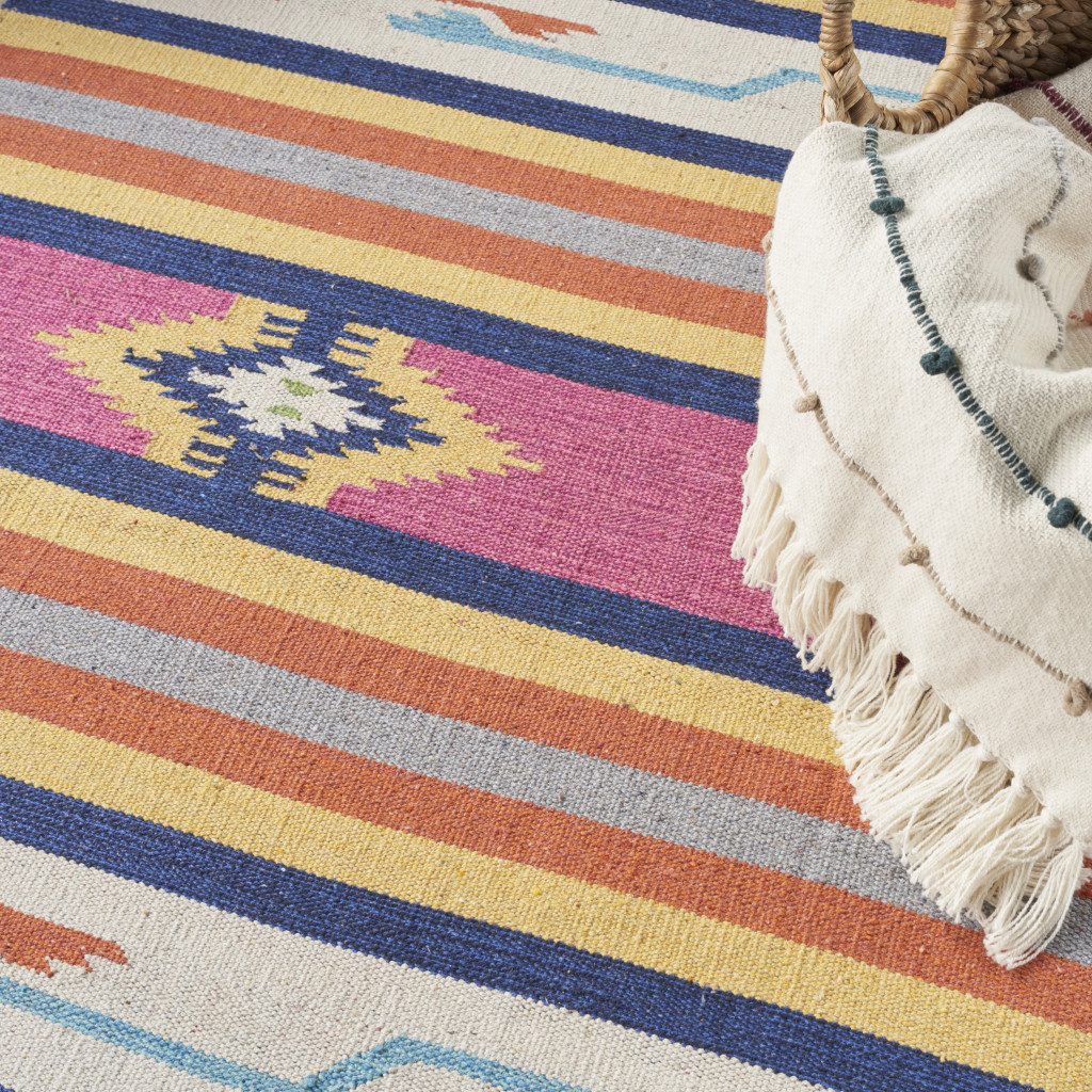 Ivory Southwestern Cotton Area Rug With Fringe