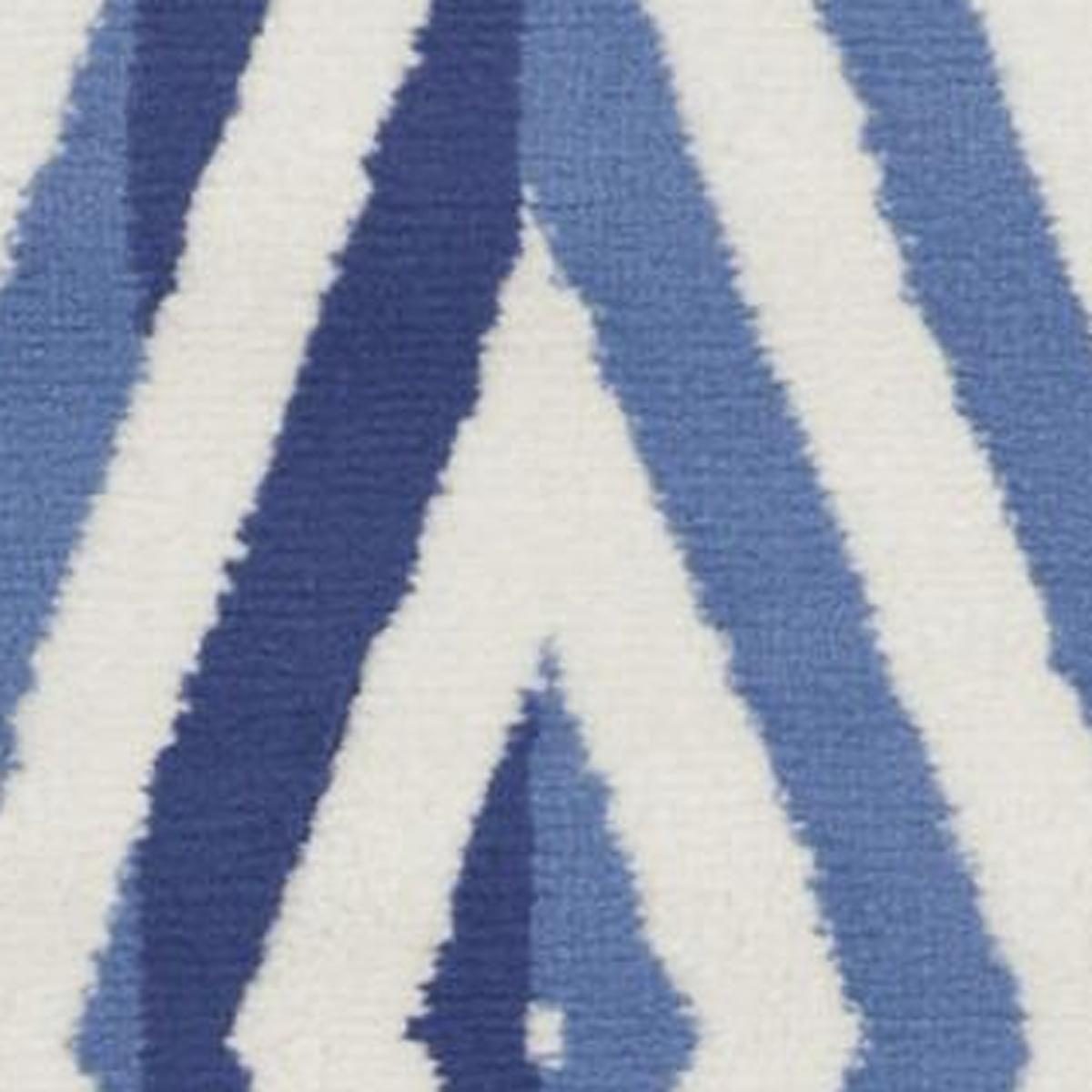 3′ X 5′ Ivory and Blue Geometric Area Rug