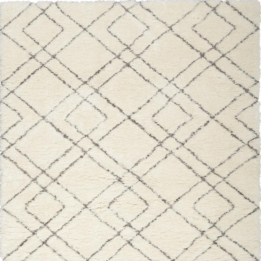 4′ X 6′ Ivory and Gray Geometric Shag Area Rug