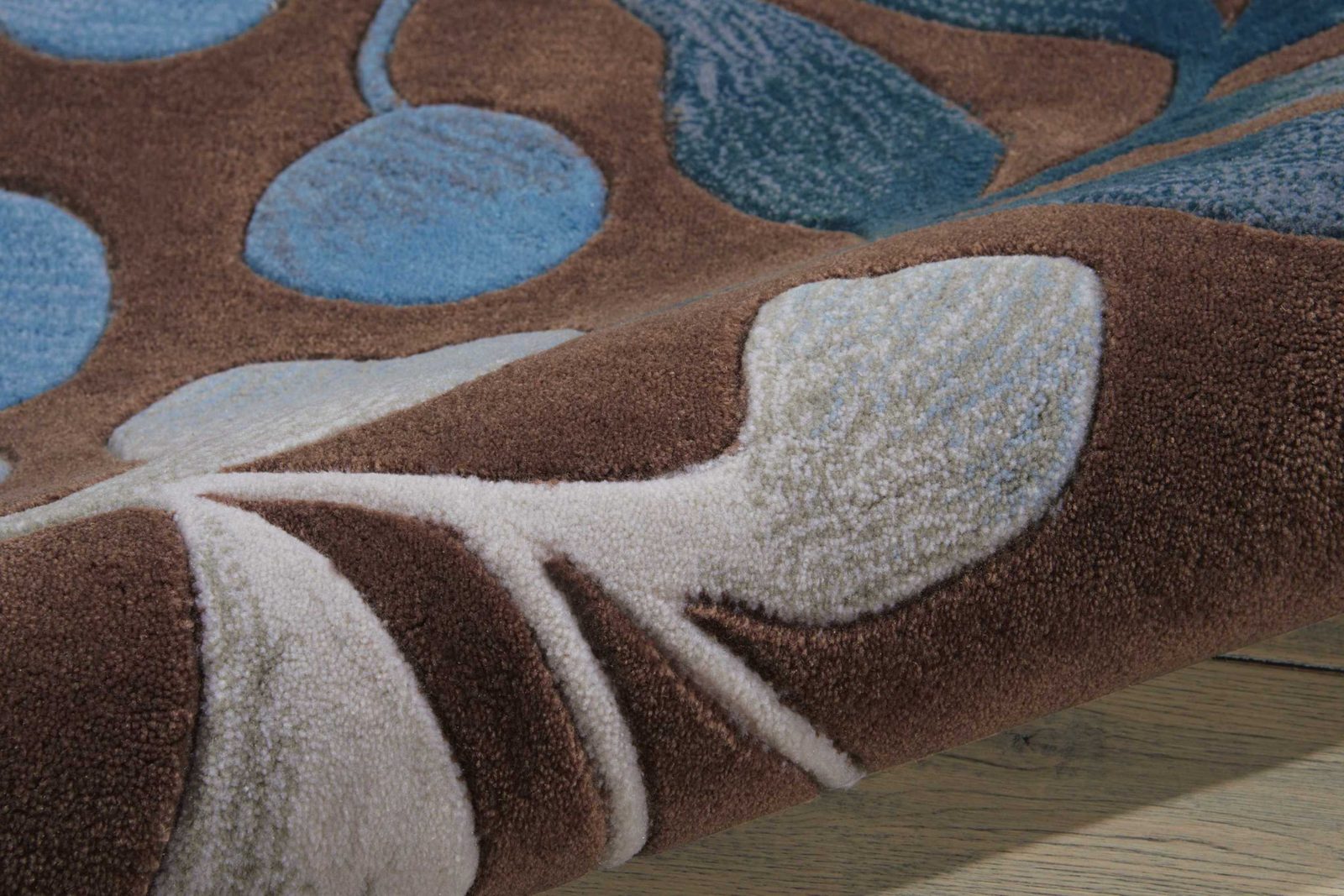 5′ X 8′ Brown Botanical Leaves Area Rug