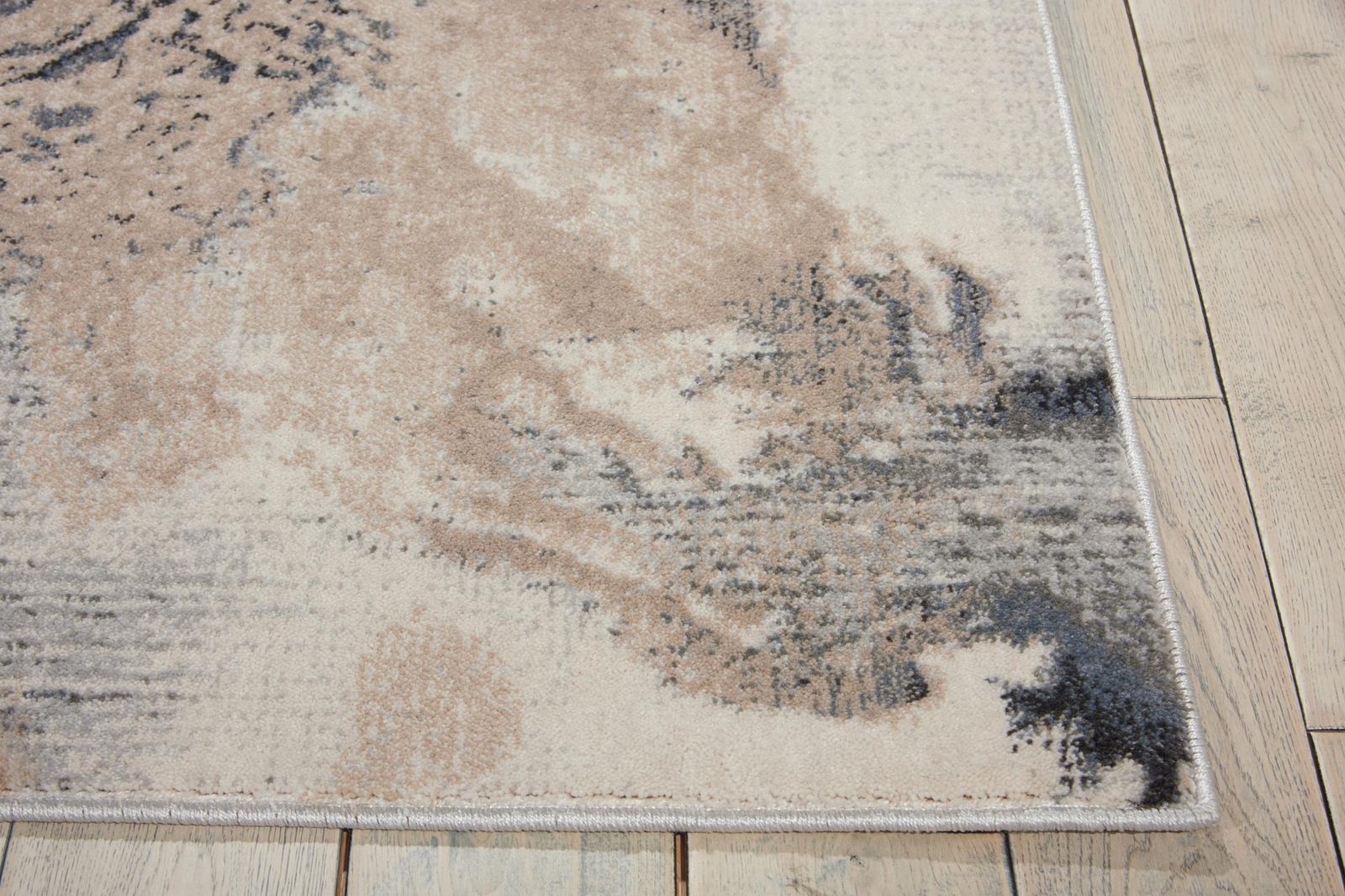 5′ X 7′ Gray Blue and Ivory Abstract Area Rug