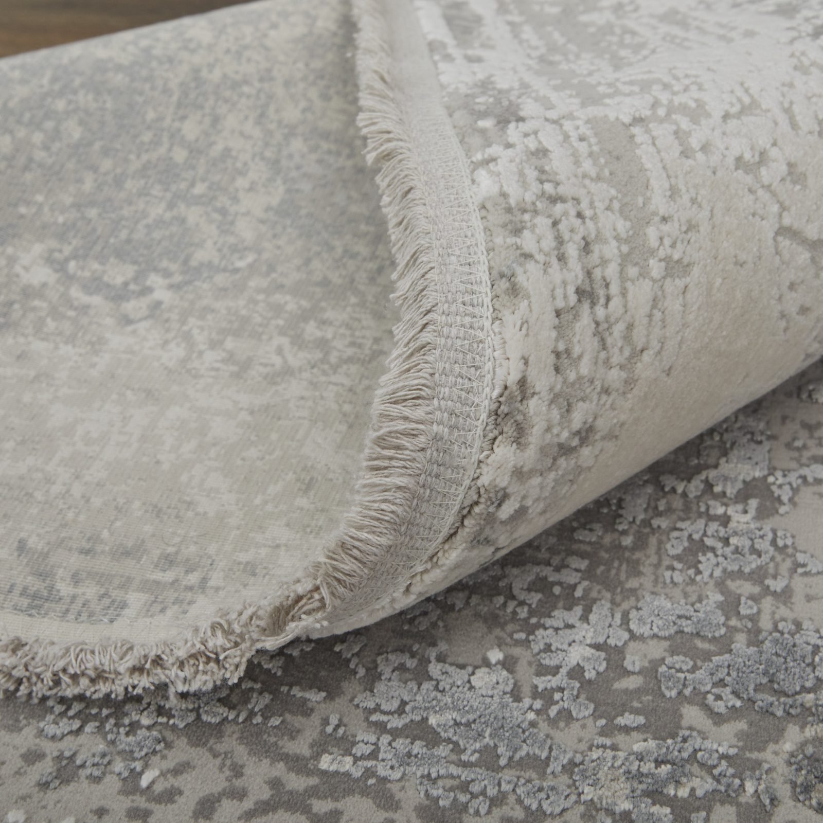 10′ X 13′ Gray Abstract Area Rug With Fringe