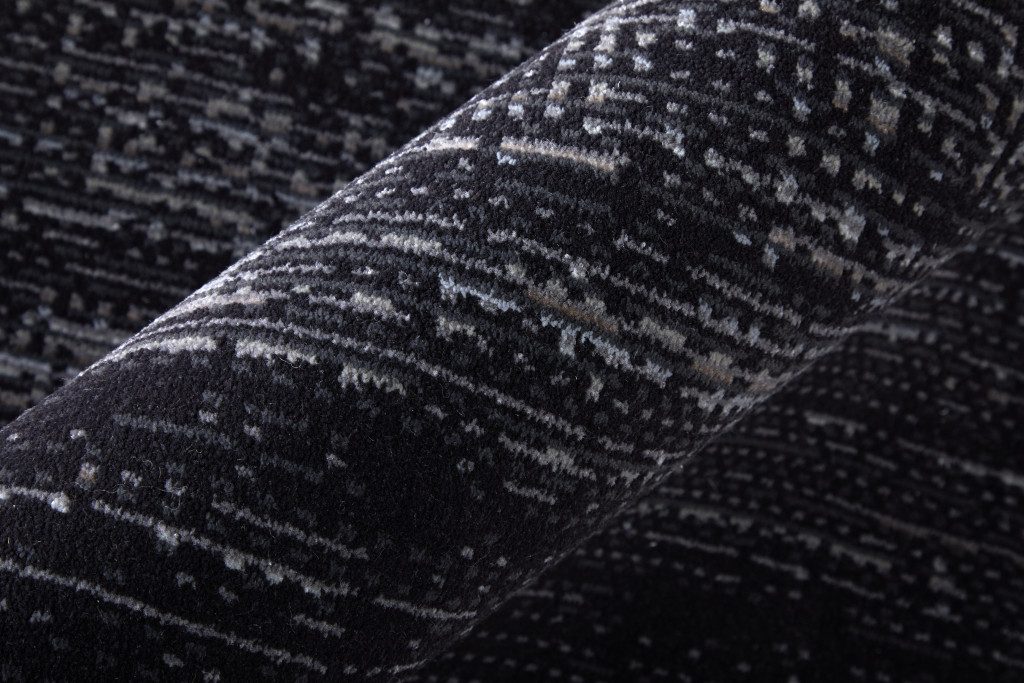 5′ X 8′ Black and Gray Power Loom Area Rug