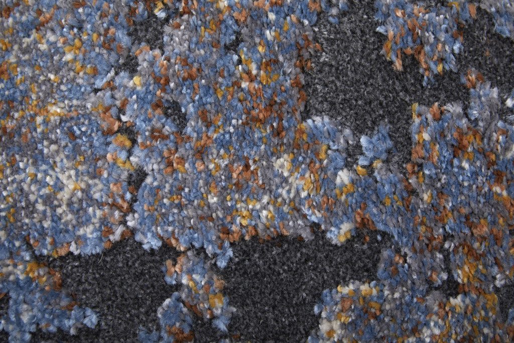 5′ X 8′ Gray Blue and Ivory Checkered Area Rug
