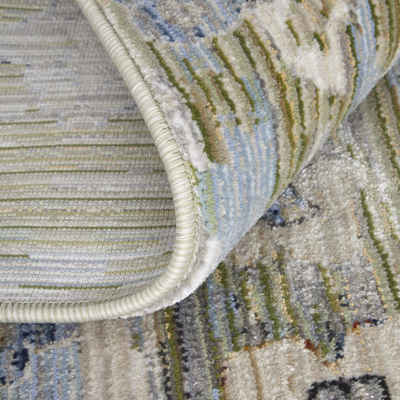 9′ X 13′ Ivory Floral Worn Faded Area Rug