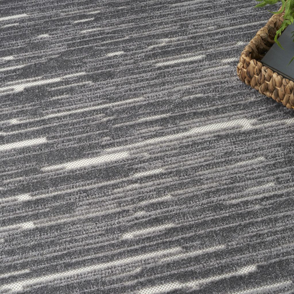 8′ X 10′ Gray Geometric Area Rug