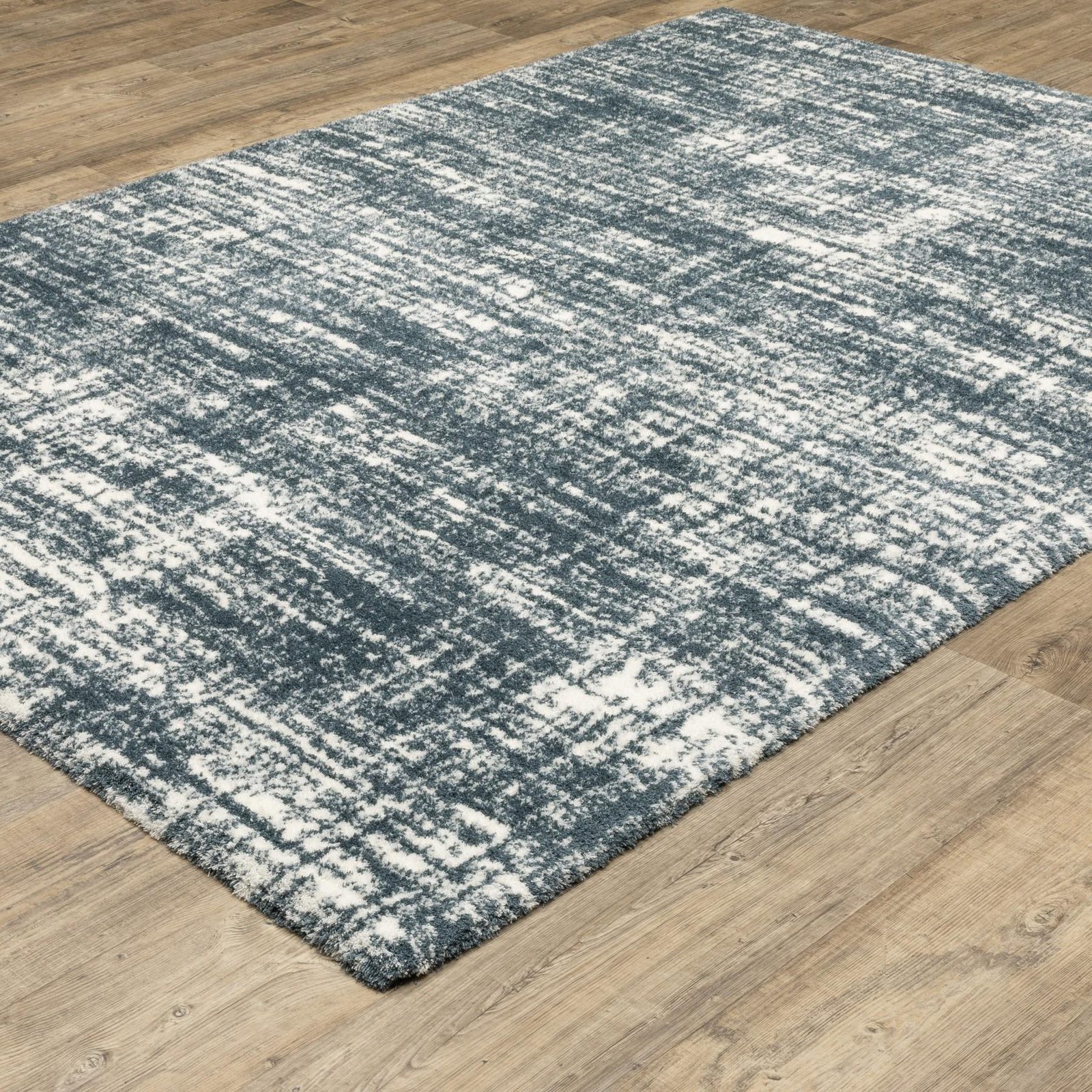 4′ X 6′ Gray And Ivory Geometric Area Rug