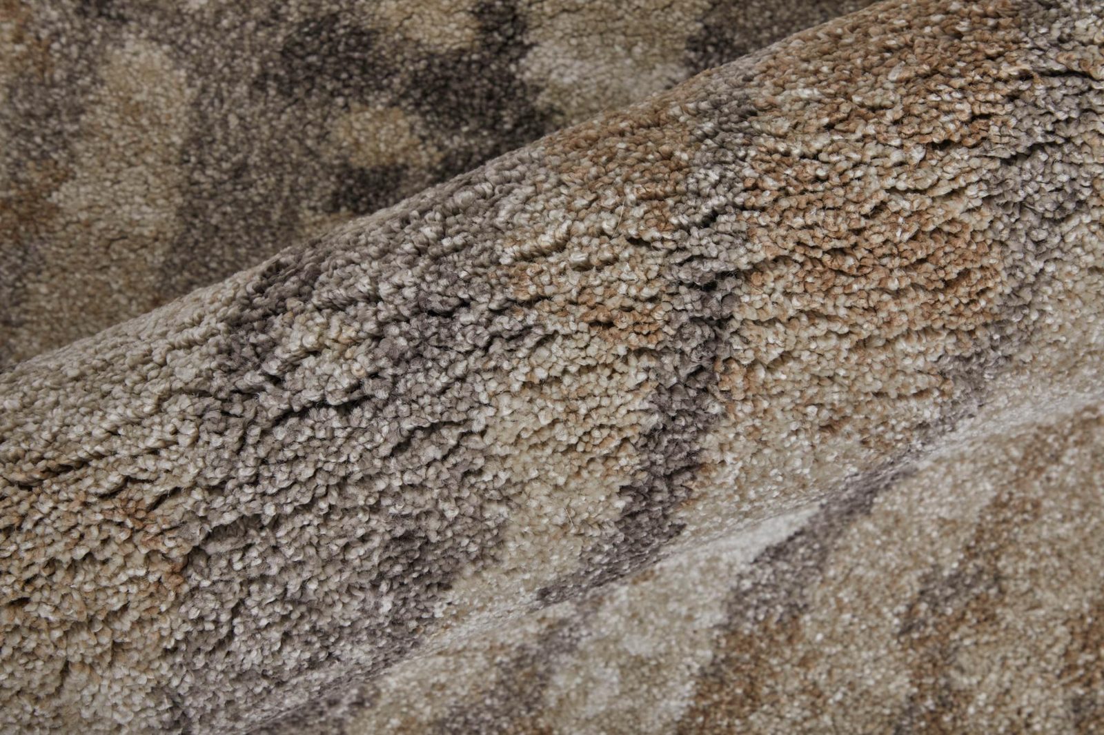 5′ X 8′ Brown Tan Ivory Abstract Distressed Area Rug