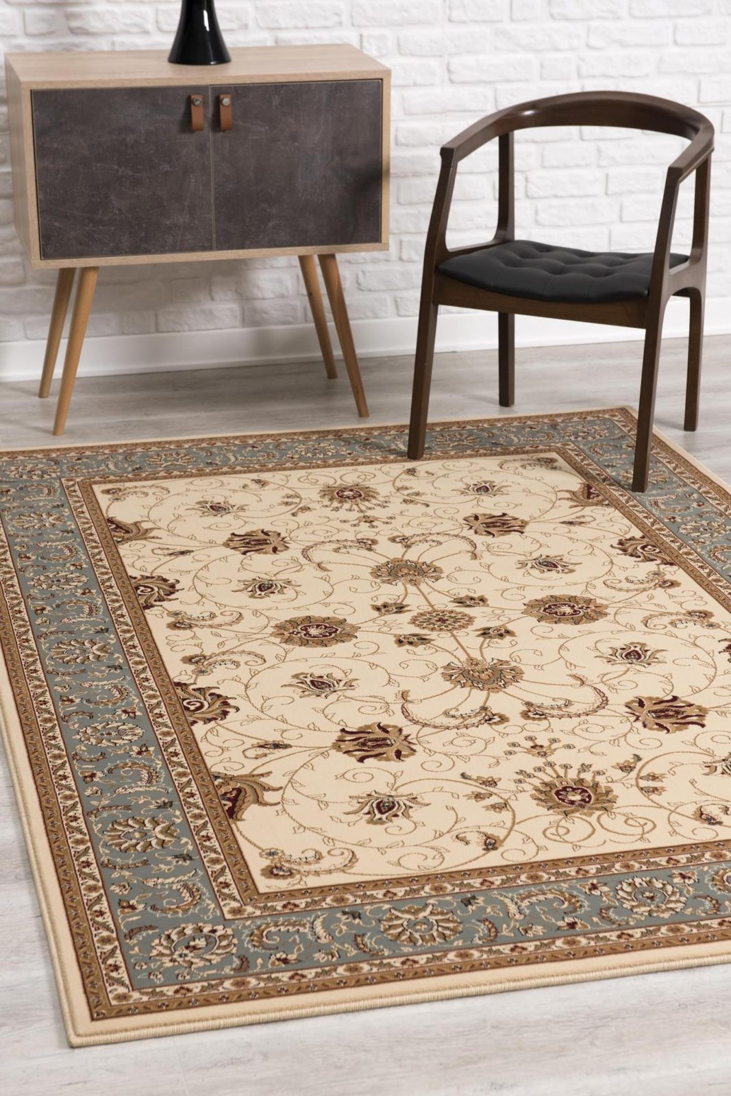 2′ X 4′ Beige And Black Oriental Area Rug